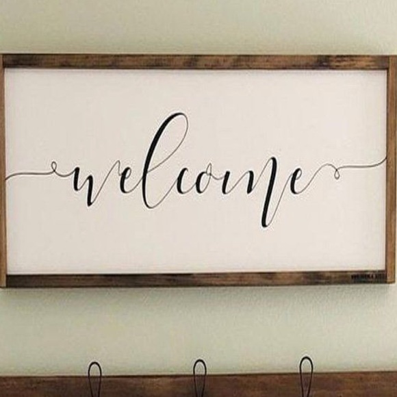 Meet your Posher, Amber - Picture 1 of 1